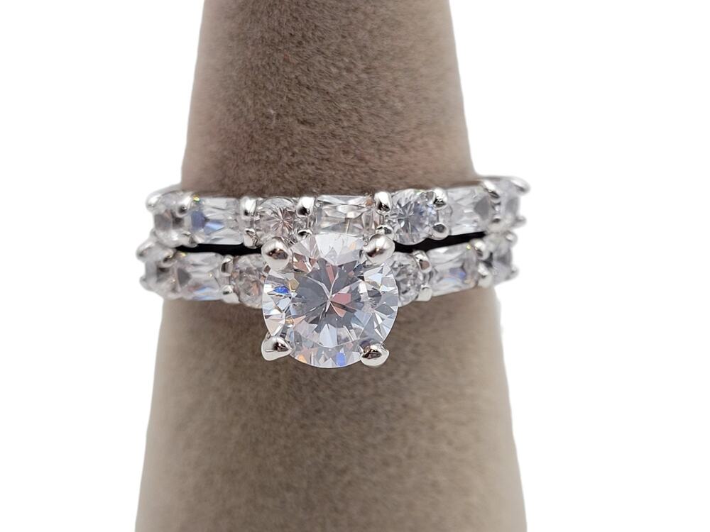 2-Piece Round .925 Sterling Silver CZs Wedding Ring Set Size 9